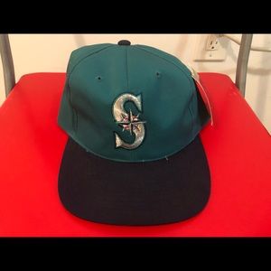 Seattle Mariners Vintage Snapback - Brand New